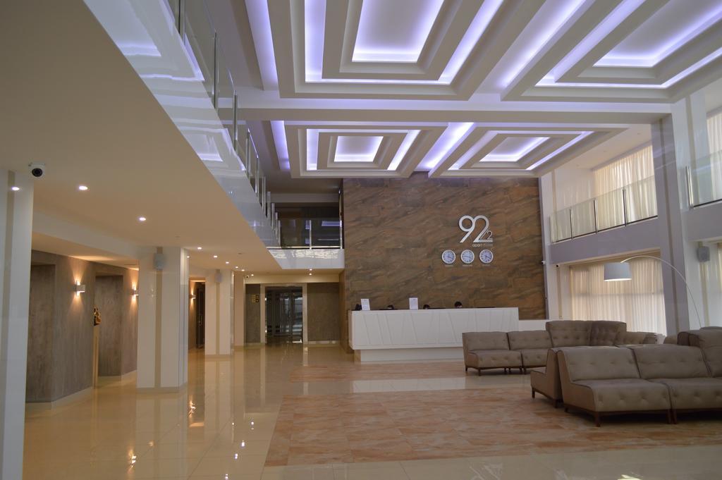 Apart Hotel 92/2 Karaganda Bagian luar foto