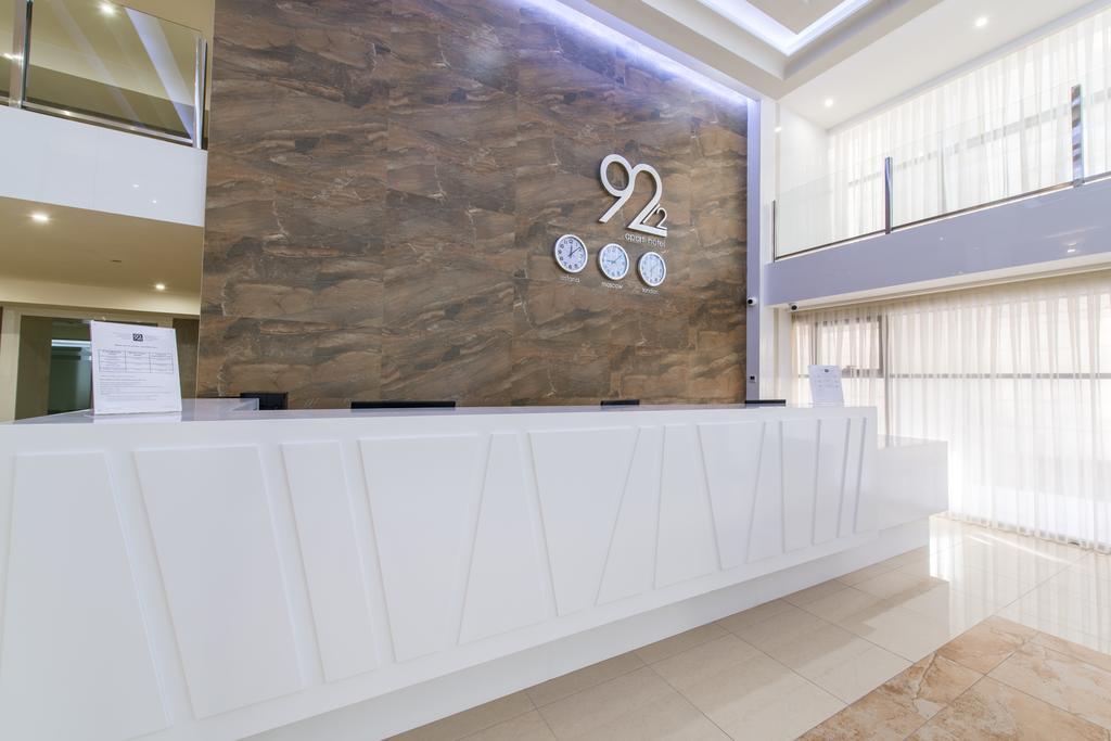 Apart Hotel 92/2 Karaganda Bagian luar foto