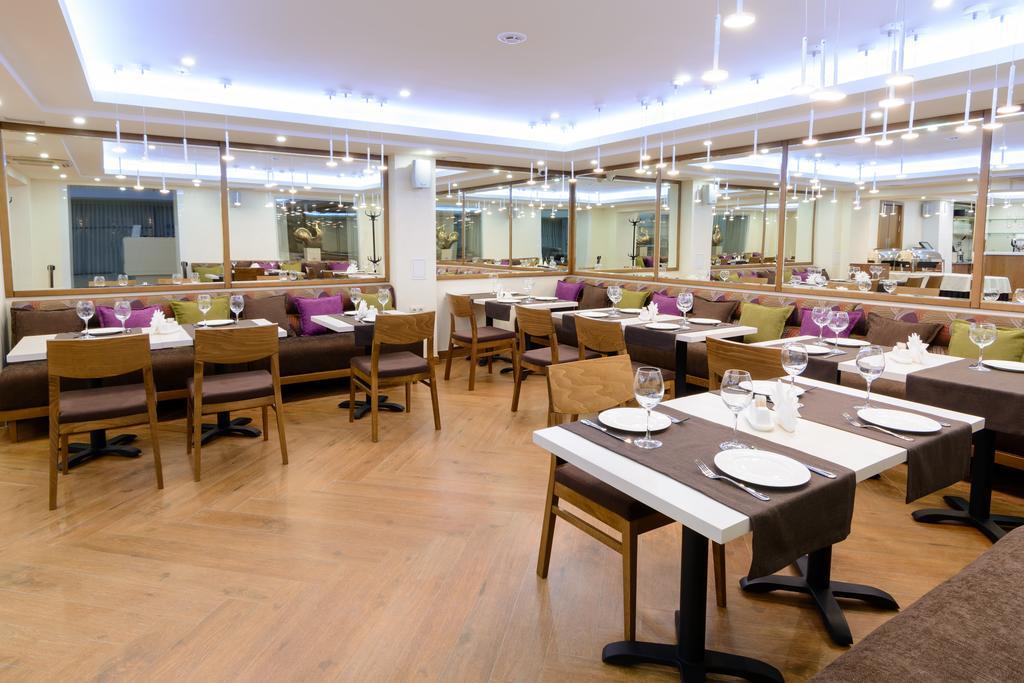 Apart Hotel 92/2 Karaganda Bagian luar foto