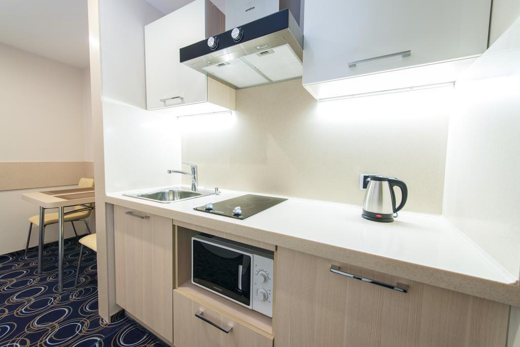 Apart Hotel 92/2 Karaganda Bagian luar foto