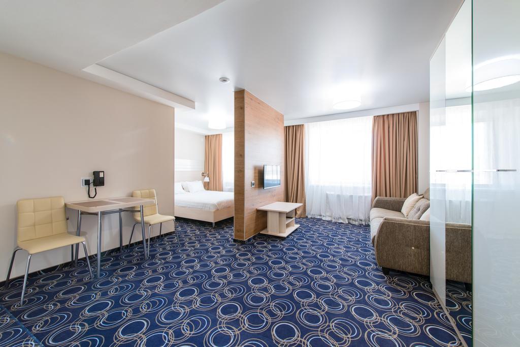 Apart Hotel 92/2 Karaganda Bagian luar foto