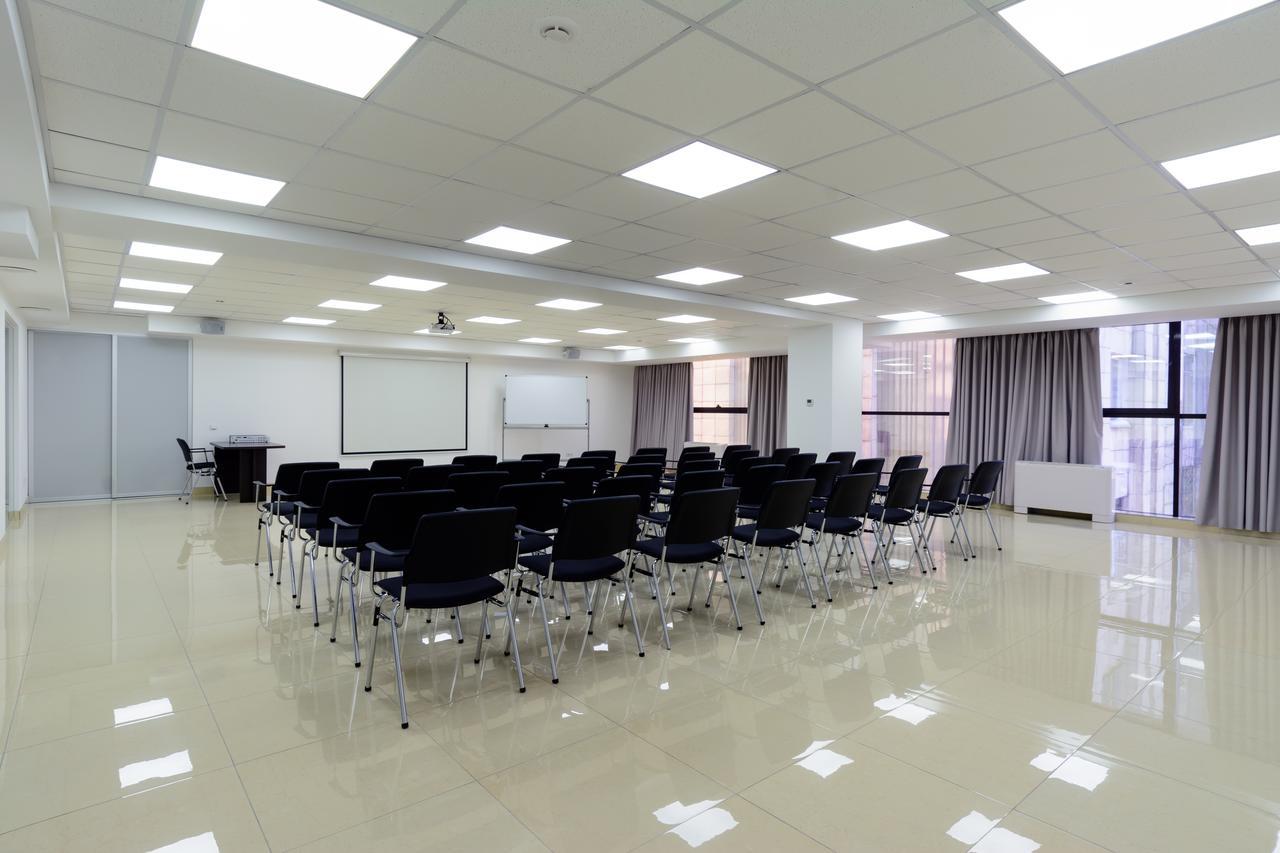 Apart Hotel 92/2 Karaganda Bagian luar foto
